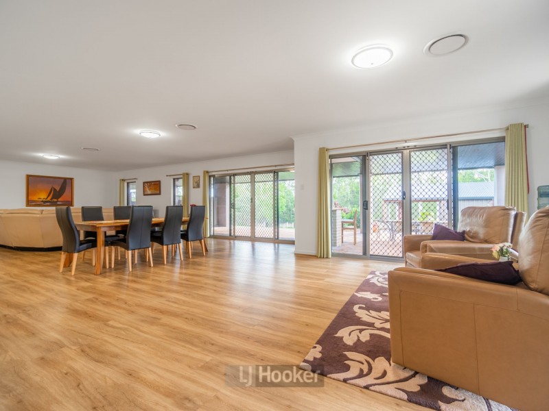 7-19 Woodend Court, Park Ridge QLD 4125