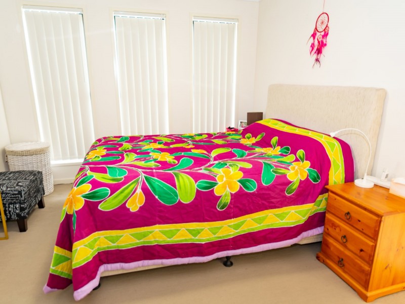 17 Chandon Court, Hillcrest QLD 4118