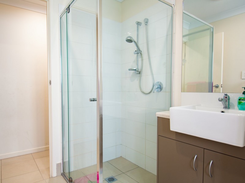 17 Chandon Court, Hillcrest QLD 4118