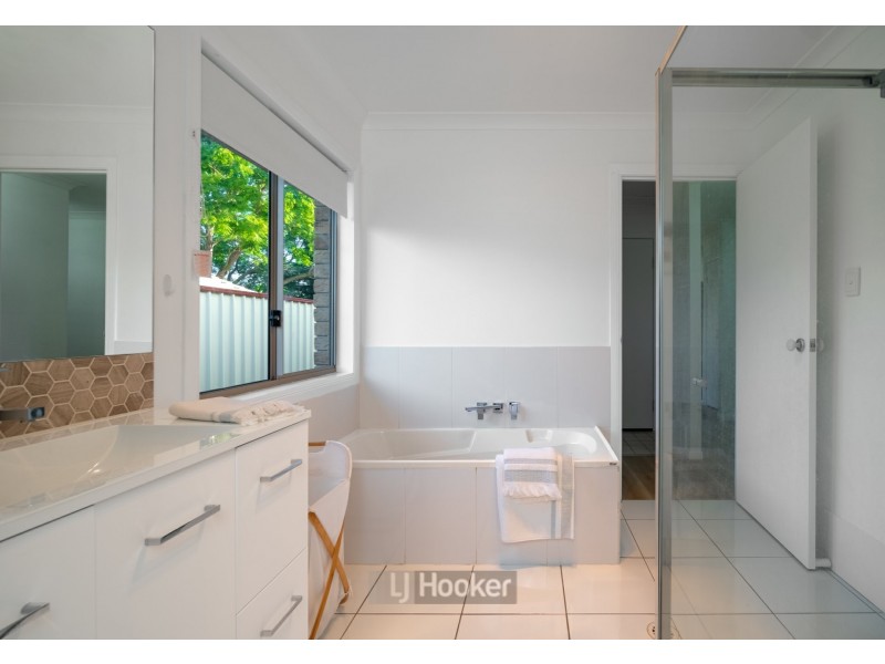 24 Mareeba Court, Boronia Heights QLD 4124