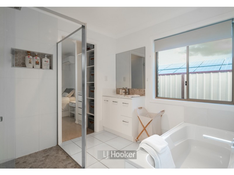 24 Mareeba Court, Boronia Heights QLD 4124