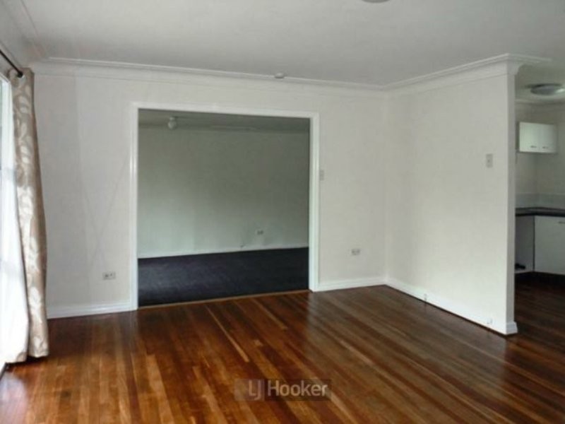 20 Clifton Street, Booval QLD 4304