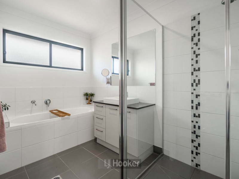 14 Livingstone Street, Logan Reserve QLD 4133