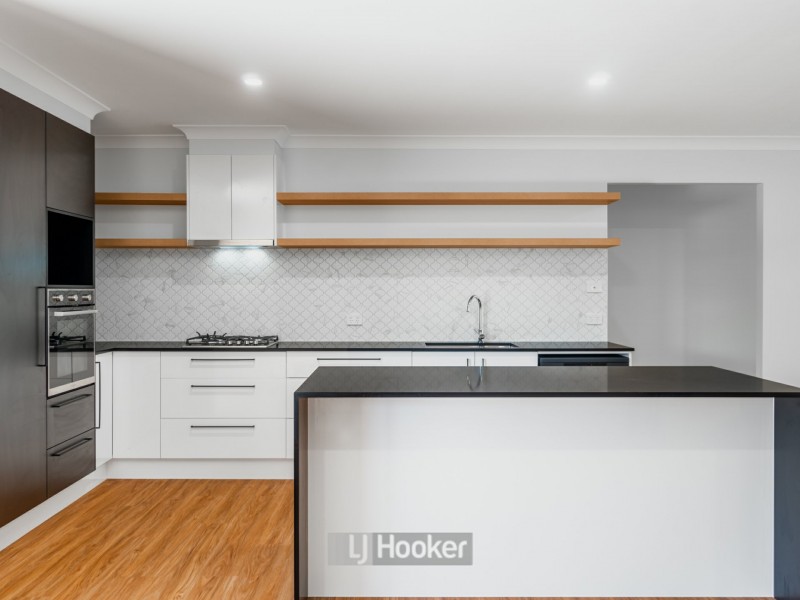 352 Waller Road, Park Ridge QLD 4125