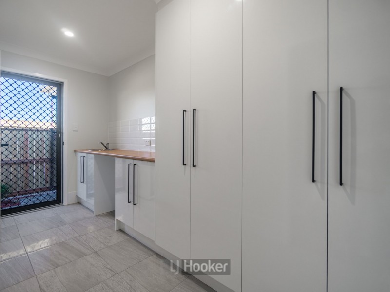 352 Waller Road, Park Ridge QLD 4125