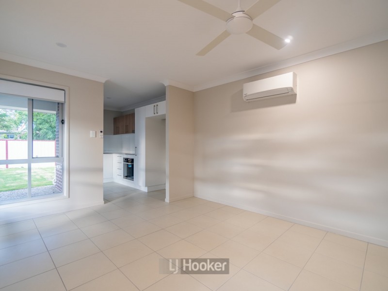 2/320 Middle Road, Boronia Heights QLD 4124