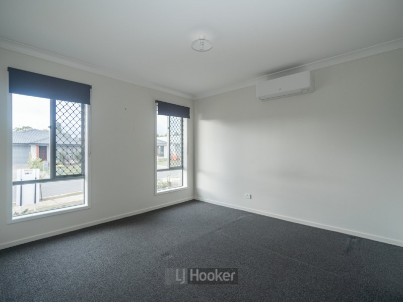 10 Mt Greville Way, Park Ridge QLD 4125