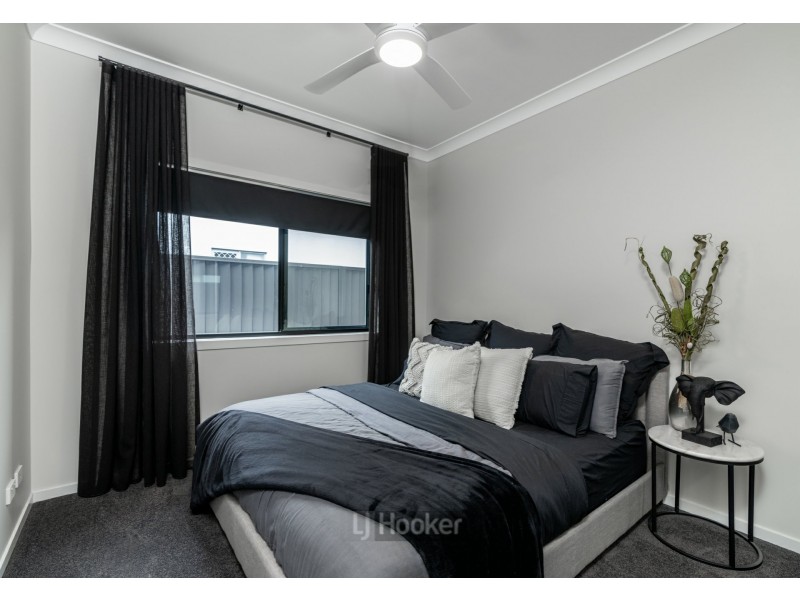 34 Abbeydale Road, Greenbank QLD 4124
