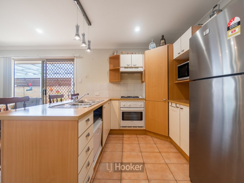 14 Barron Court, Hillcrest QLD 4118