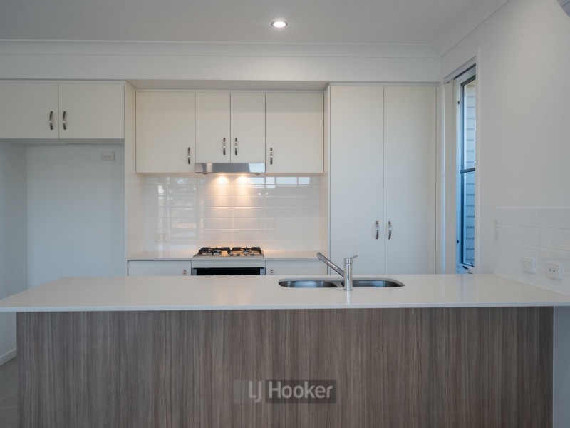 86A Mercy Circuit, Park Ridge QLD 4125