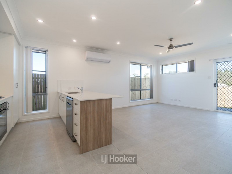 86A Mercy Circuit, Park Ridge QLD 4125