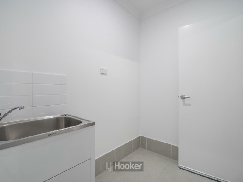 86A Mercy Circuit, Park Ridge QLD 4125