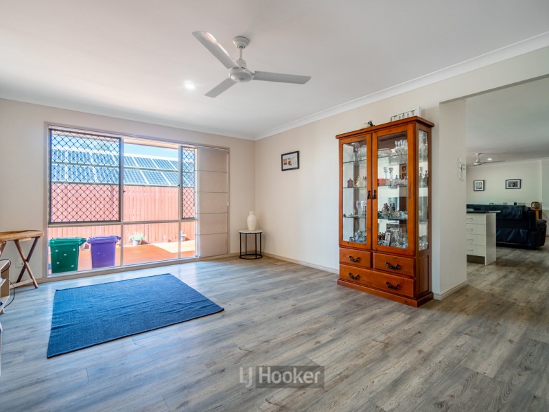 11 Piccadilly Place, Forest Lake QLD 4078