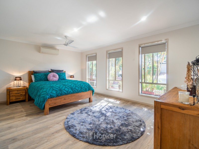 11 Piccadilly Place, Forest Lake QLD 4078