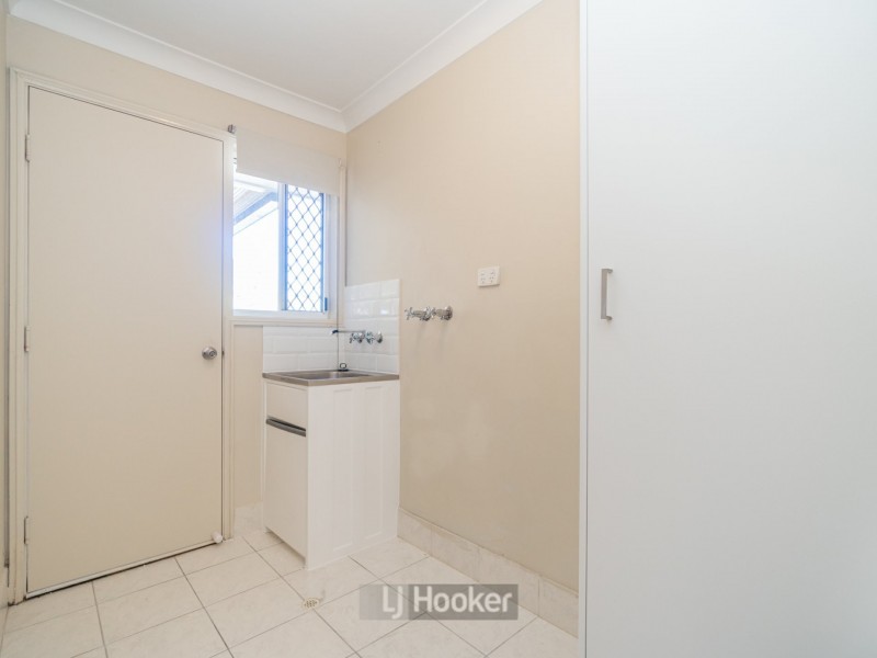 50 Radiata Street, Hillcrest QLD 4118