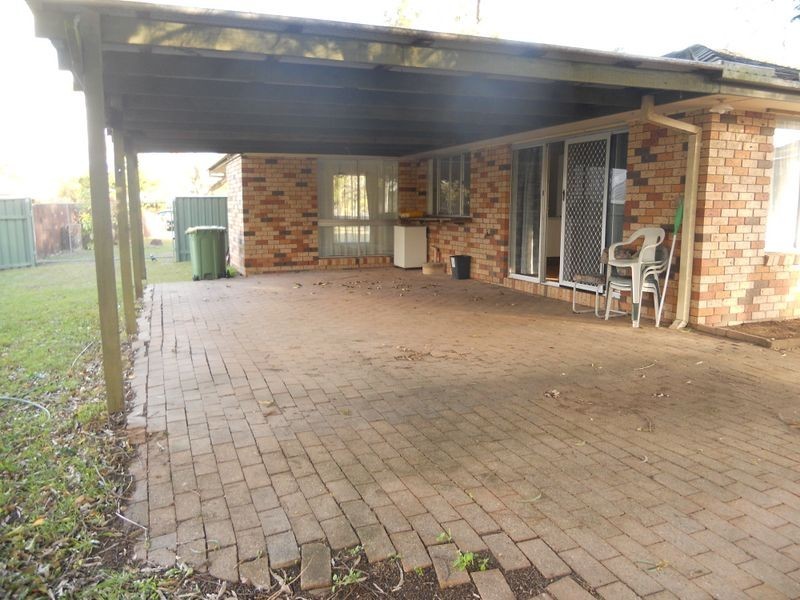 4 Rayners Place, Boronia Heights QLD 4124