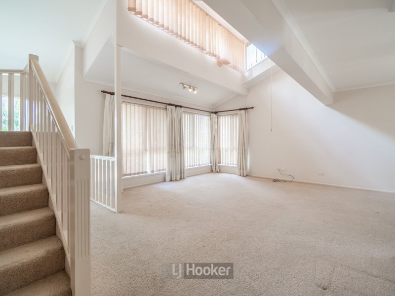 20 Wattlebrush Court, Park Ridge QLD 4125