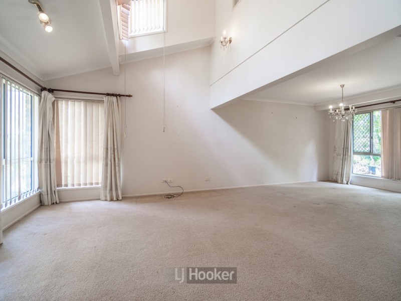 20 Wattlebrush Court, Park Ridge QLD 4125