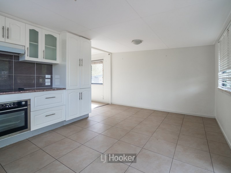 3 Lennox Court, Logan Central QLD 4114