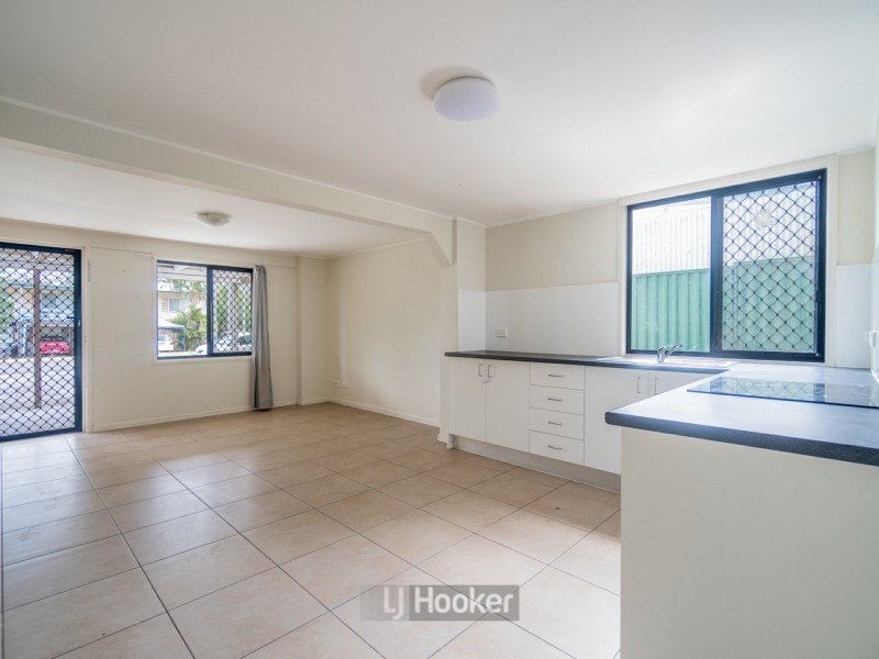 3 Lennox Court, Logan Central QLD 4114