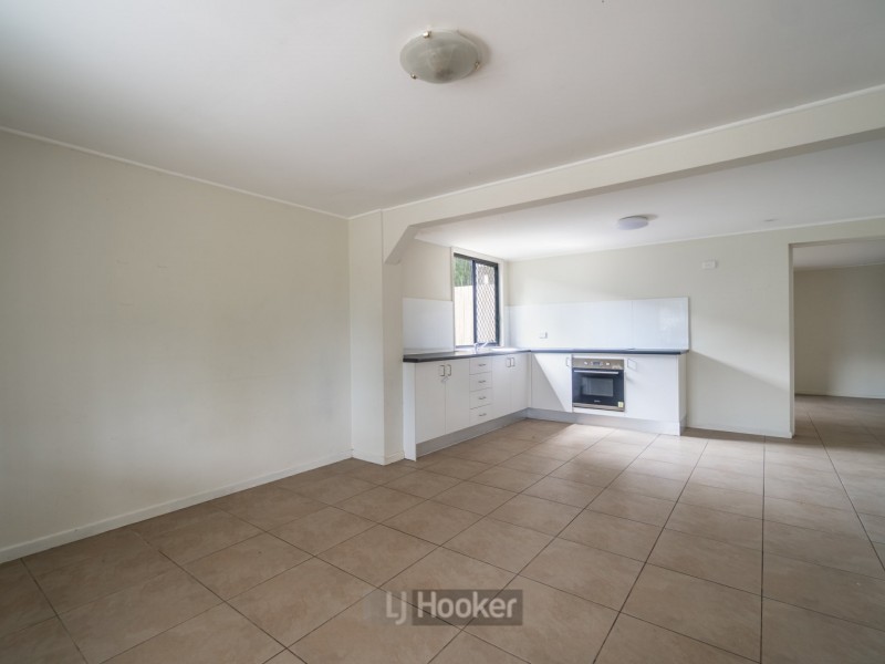 3 Lennox Court, Logan Central QLD 4114