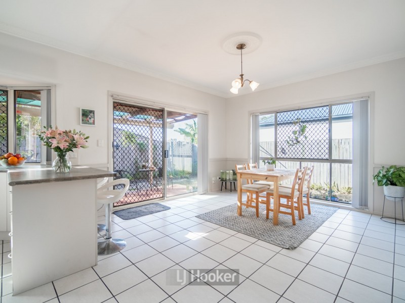 5 Tia Lane, Forest Lake QLD 4078