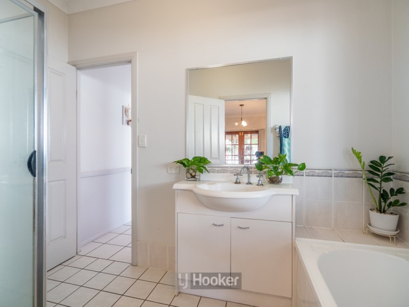 5 Tia Lane, Forest Lake QLD 4078