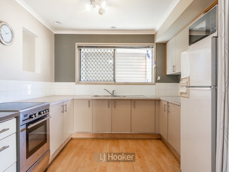 67 Estramina Road, Regents Park QLD 4118