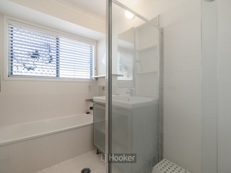 67 Estramina Road, Regents Park QLD 4118