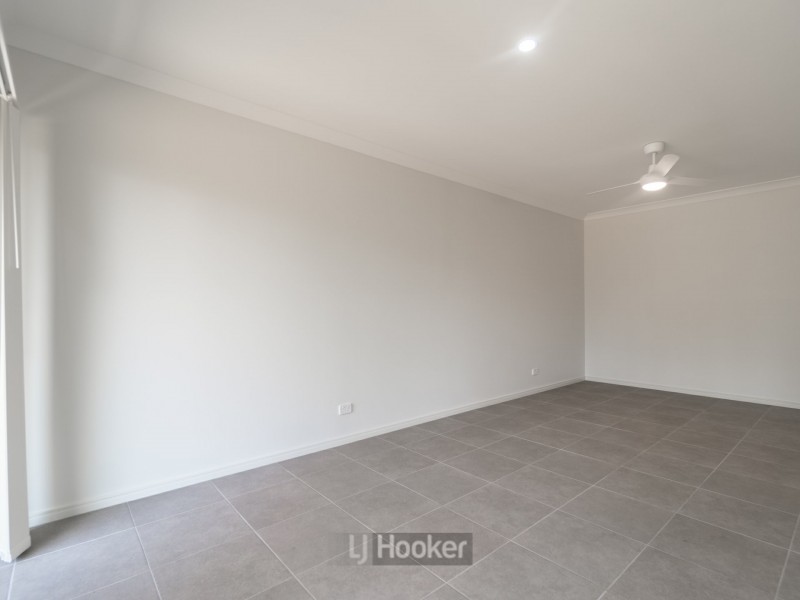 2/10a Cindy Street, Marsden QLD 4132