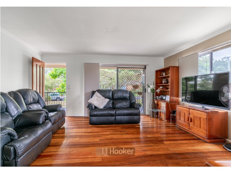 14 Bushmills Court, Hillcrest QLD 4118