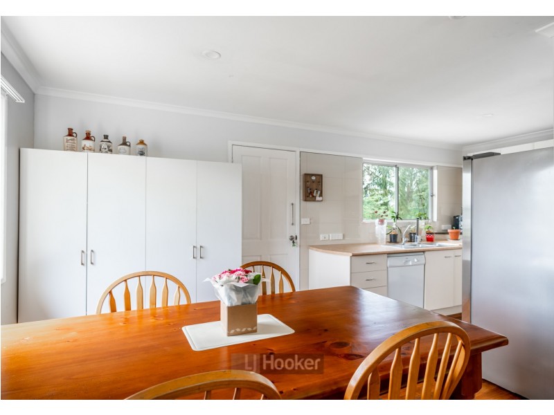 14 Bushmills Court, Hillcrest QLD 4118