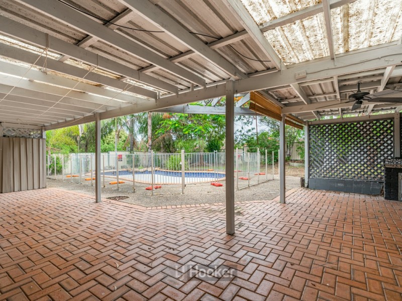 8 Centaurus Crescent, Regents Park QLD 4118