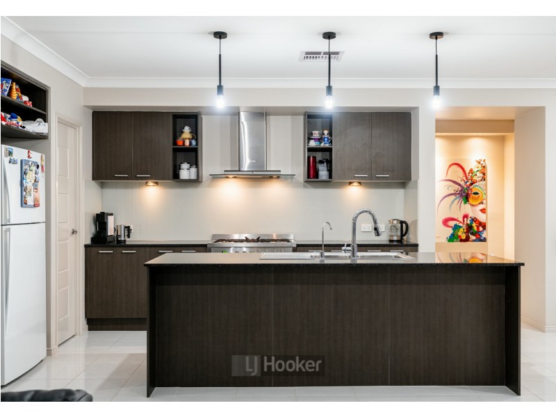 42 Steelwood Street, Heathwood QLD 4110