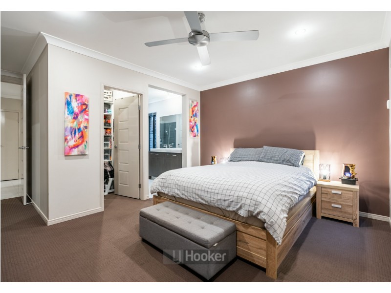 42 Steelwood Street, Heathwood QLD 4110