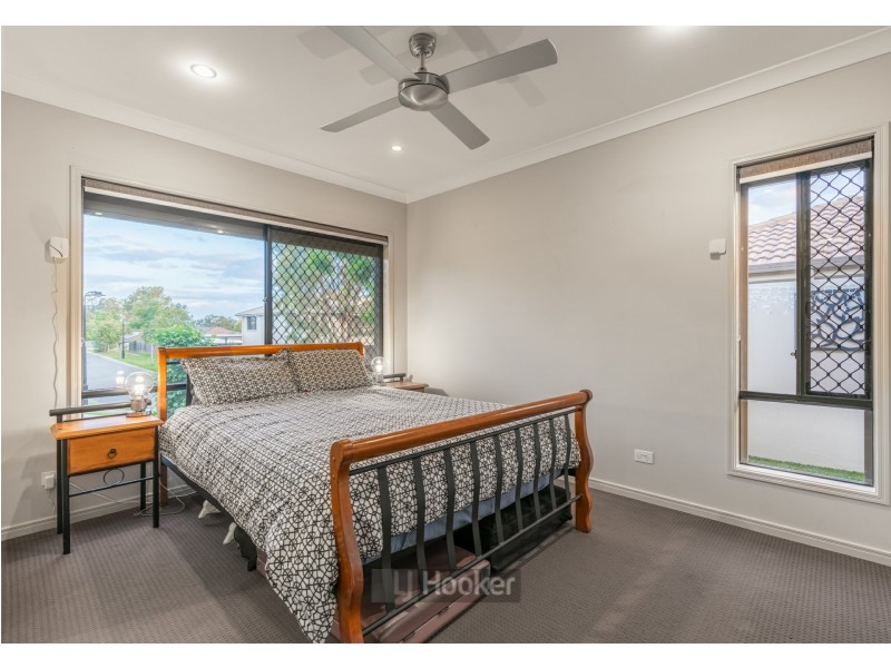 42 Steelwood Street, Heathwood QLD 4110