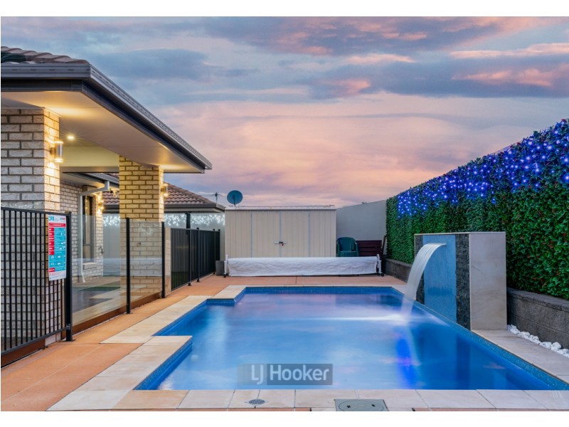 42 Steelwood Street, Heathwood QLD 4110