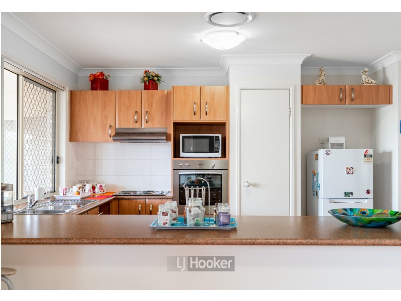 1 Thames Drive, Regents Park QLD 4118