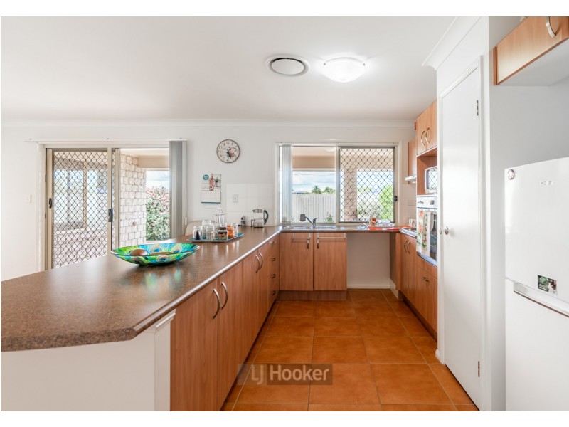 1 Thames Drive, Regents Park QLD 4118