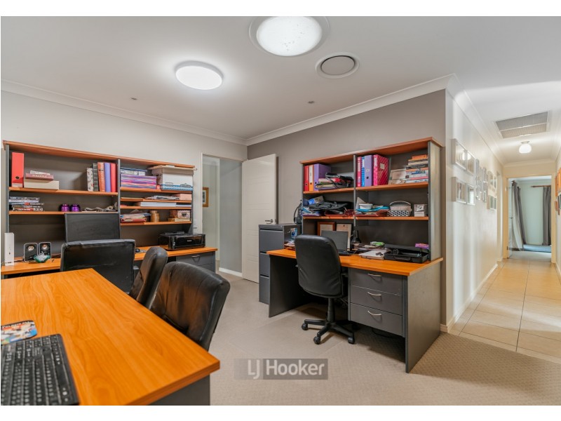 36 Paperbark Crescent, Heathwood QLD 4110