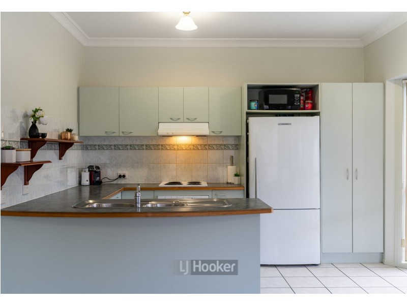 2 Queens Court, Forest Lake QLD 4078