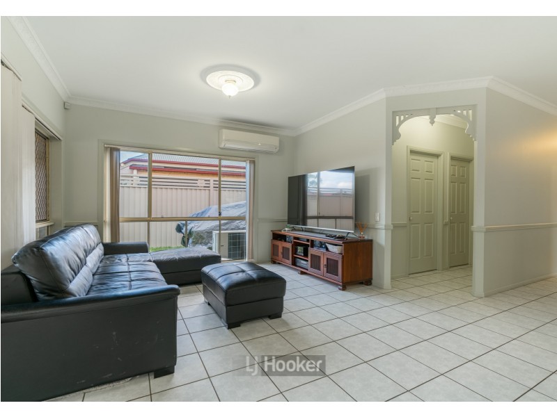 2 Queens Court, Forest Lake QLD 4078