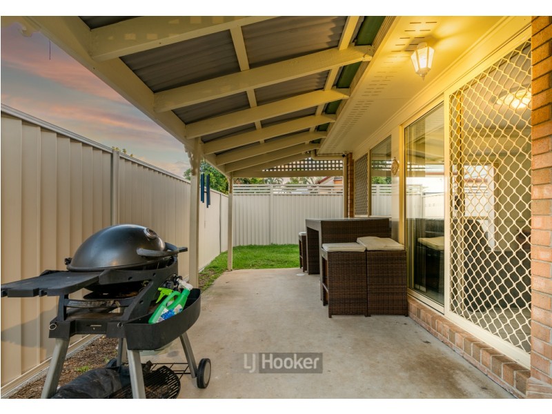 2 Queens Court, Forest Lake QLD 4078