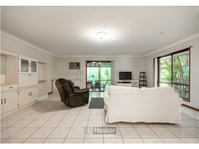 18 Birdsville Street, Greenbank QLD 4124