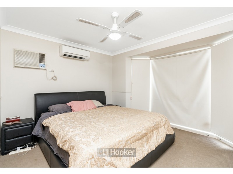 6 Cougers Court, Regents Park QLD 4118