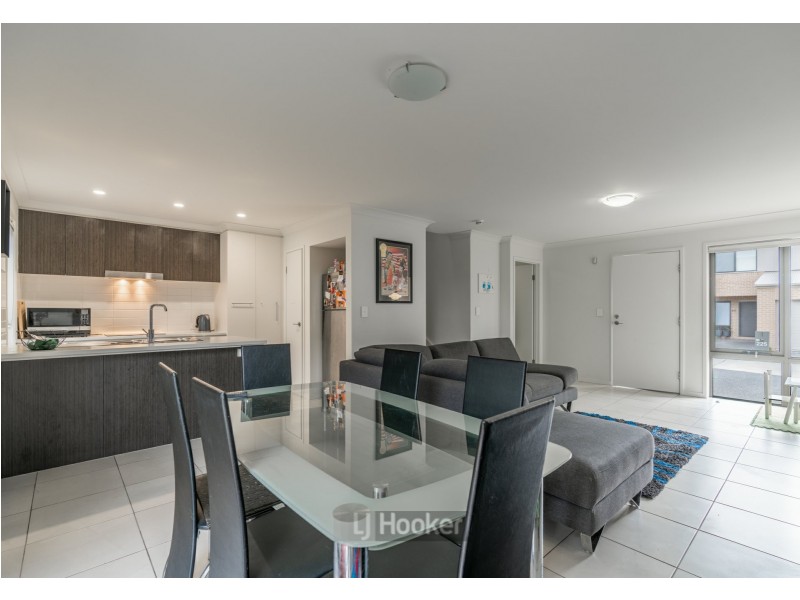 199/25 Farinazzo Street, Richlands QLD 4077