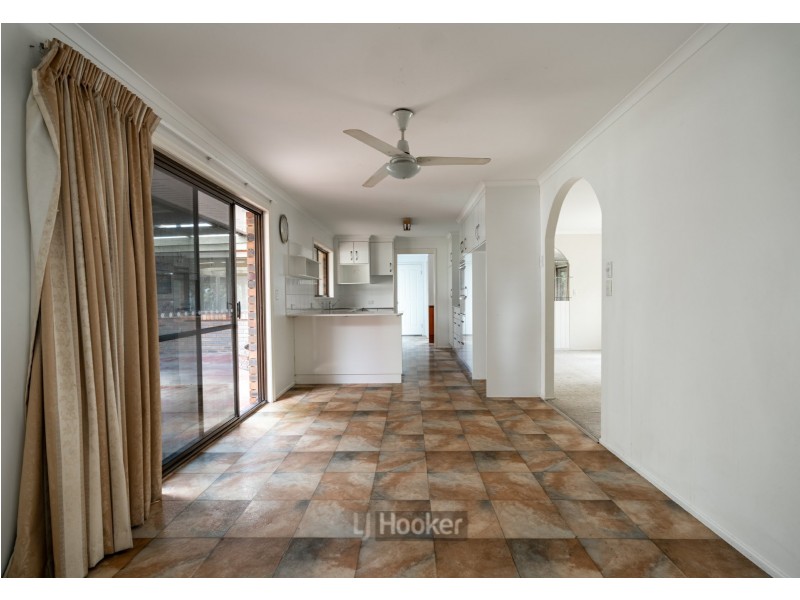 27 Cypress Drive, Marsden QLD 4132