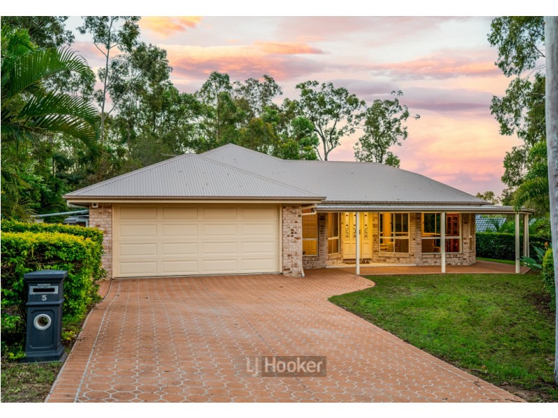 5 Cheltenham Place, Forest Lake QLD 4078