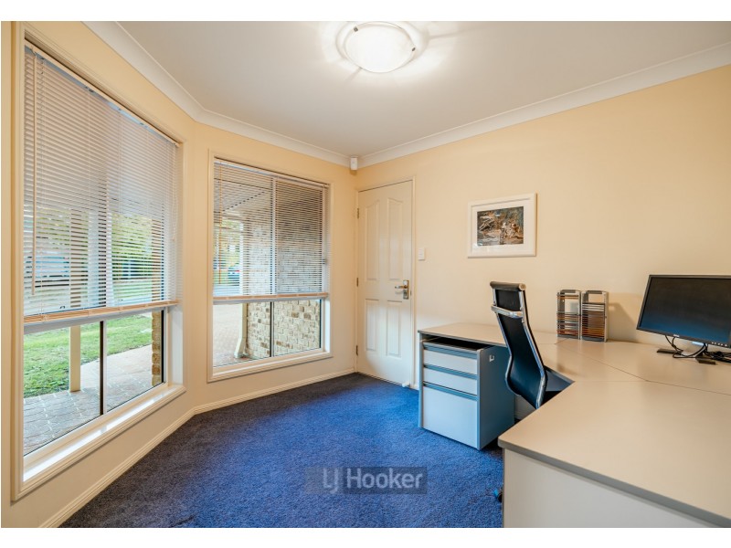 5 Cheltenham Place, Forest Lake QLD 4078