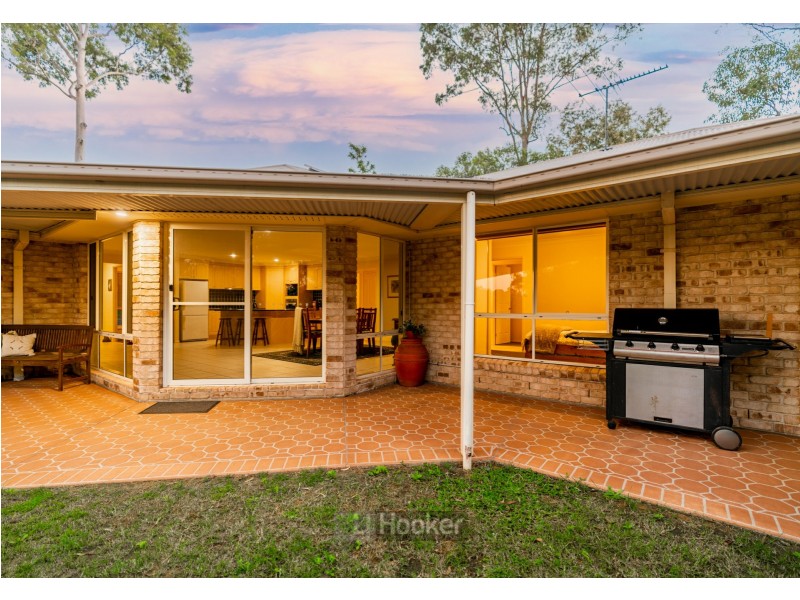 5 Cheltenham Place, Forest Lake QLD 4078